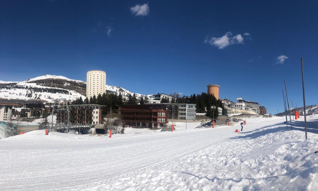 Nice House On The Ski Slopes Apartment Sestriere Exterior photo