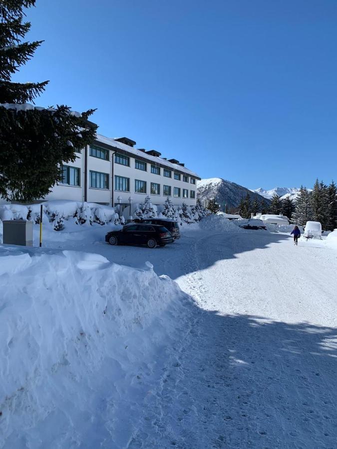 Nice House On The Ski Slopes Sestriere Exterior photo
