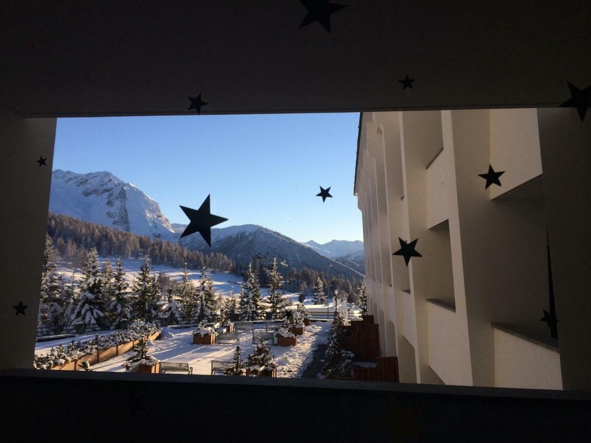 Nice House On The Ski Slopes Sestriere Exterior photo