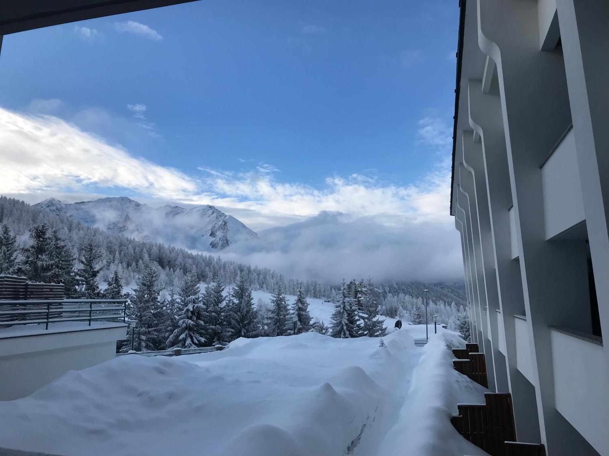 Nice House On The Ski Slopes Sestriere Exterior photo